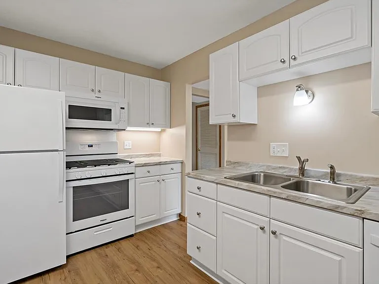 Completely remodeled kitchen with all new appliances and breakfast bar