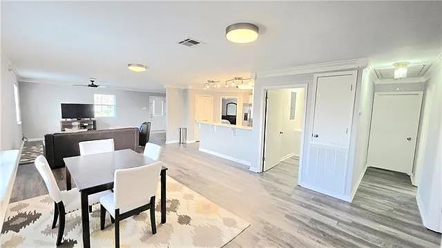 150 Forest Dr — Photo 5