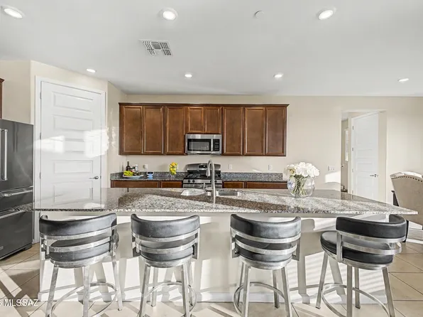 17428 S Nicholas Falls Dr, Pima County, AZ 85641