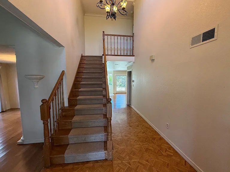 4973 Monaco Dr — Photo 23