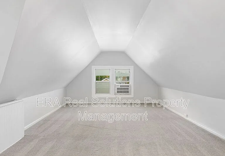 421 Dorchester Ave — Photo 8