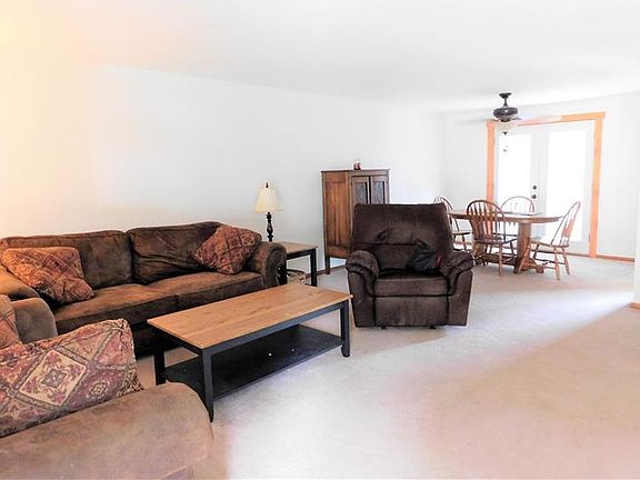 3rd image of 651 Gail Dr