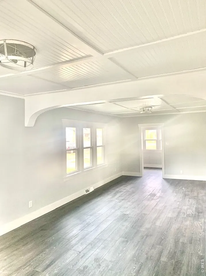 Single Family Home For Rent — Photo 3