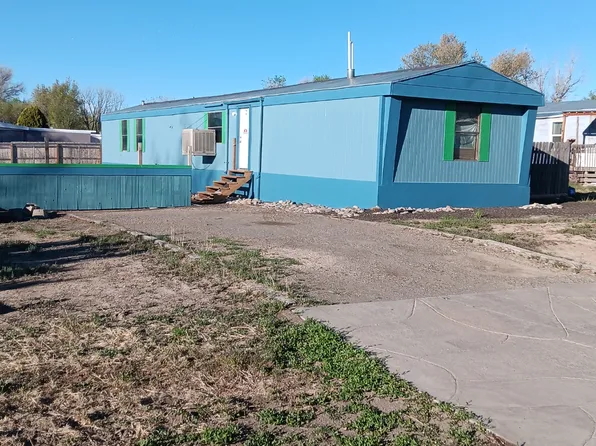 364 E Stanley Dr, Pueblo West, CO 81007