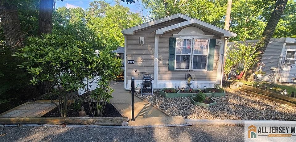 1st image of 2505 Woodbridge Ave #44L