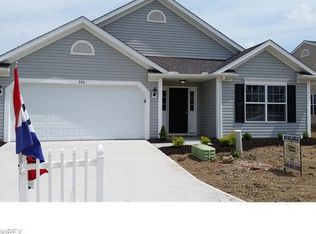 206 Manning Ct, Elyria, OH 44035
