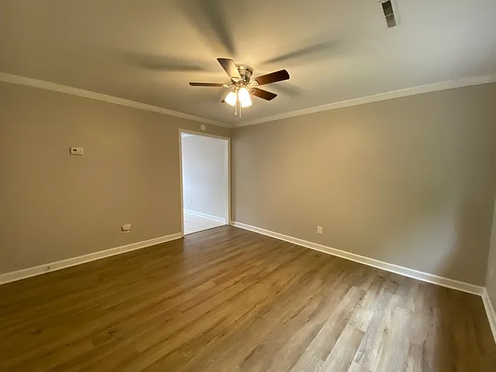 1110 Arbor Dr #1 — Photo 9
