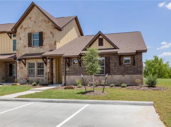 521 Baby Bear Dr, College Station, TX 77845