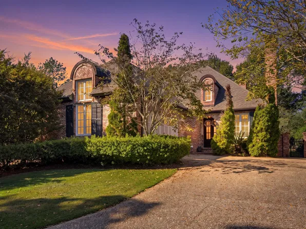 11 Golf Club Rd, Hattiesburg, MS 39402