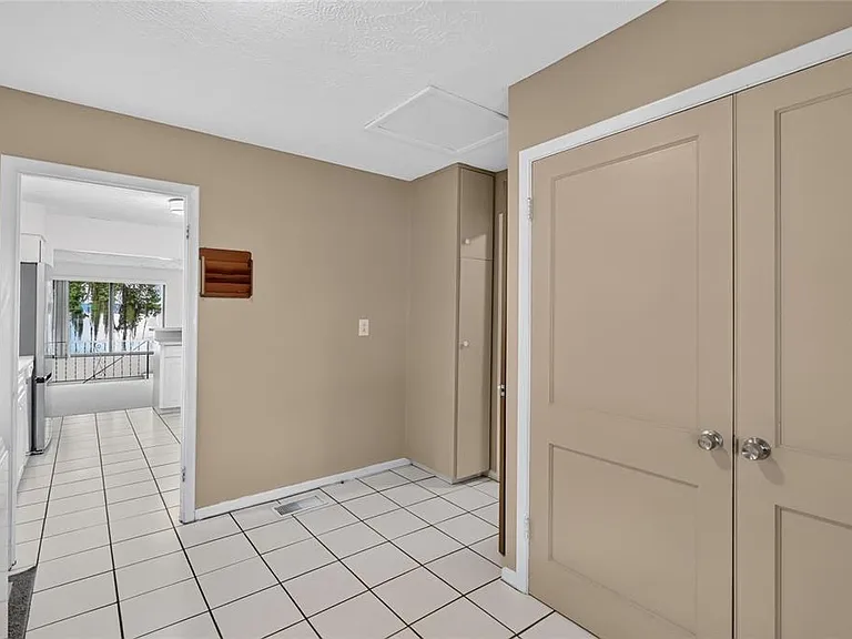 767 Edison Rd — Photo 30