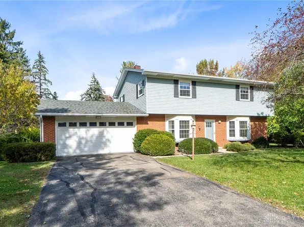 676 Augusta Dr, Fairborn, OH 45324