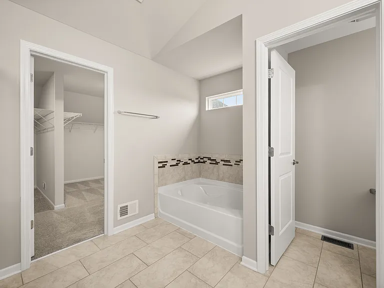 406 Mary Ann Cir — Photo 19