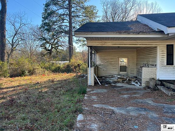 3rd image of 21423 W Highway 84