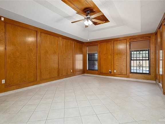 3rd image of 1515 Vina Ave