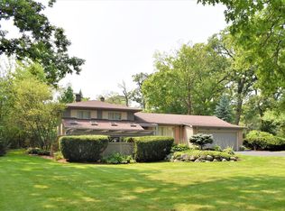 4705 Tile Line Rd, Crystal Lake, IL 60012