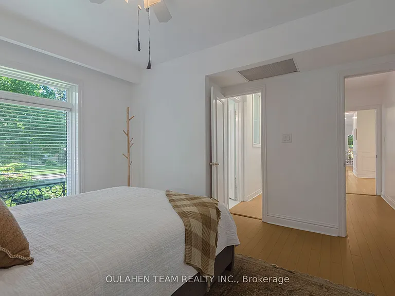 28 Uplands Ave — Photo 21