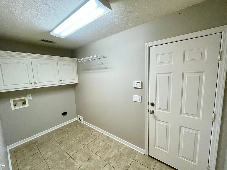 117 Kenzie Dr — Photo 17