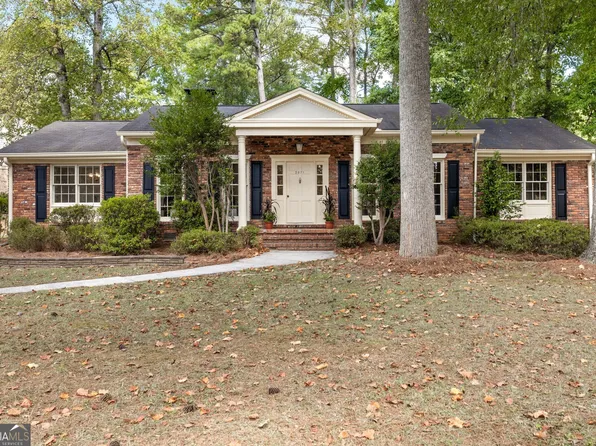 3071 Castaway Ln, Atlanta, GA 30341