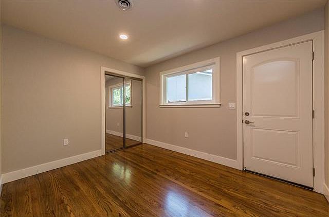 1st image of 901 Bing Dr