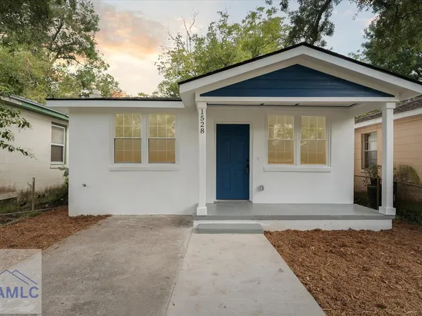 1528 Comer St, Savannah, GA 31415