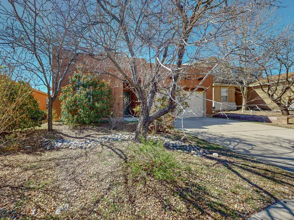 9216 Lower Meadow Ave SW, Albuquerque, NM 87121