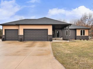 1602 26th St SW, Austin, MN 55912