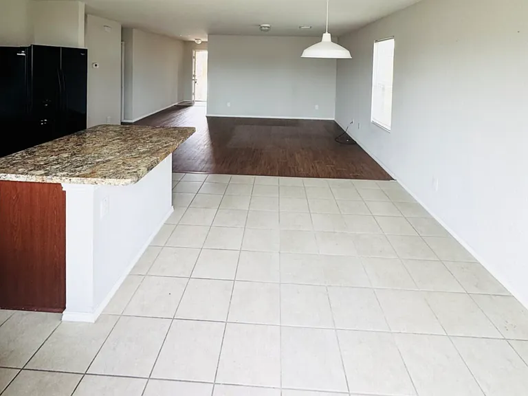 114 Brushy Creek Ln — Photo 4