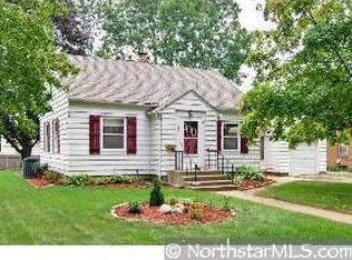 23 18th Ave S, Hopkins, MN 55343