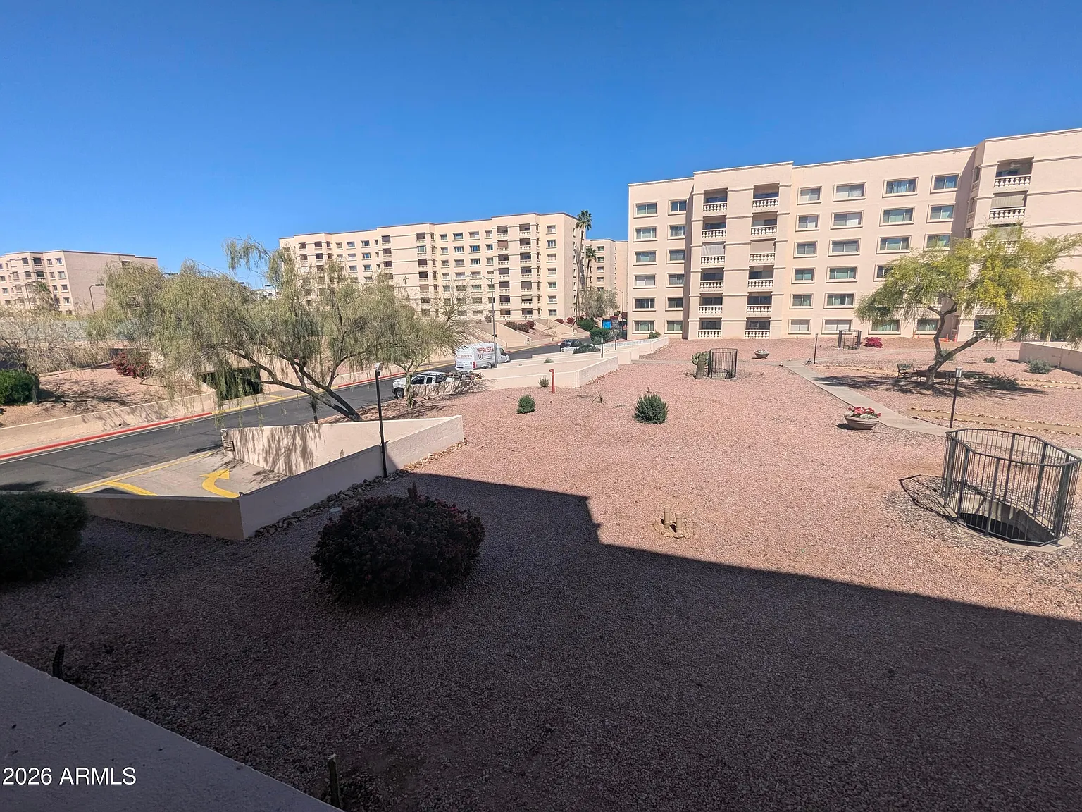 2 bed, 2.0 bath, 1200 sqft, $1,800 — Photo 3