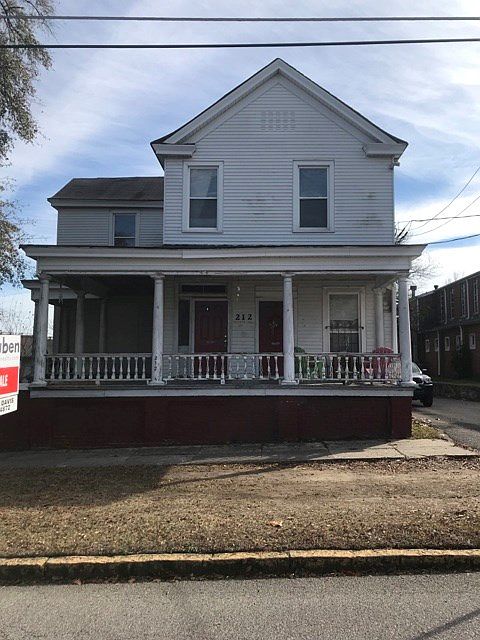 1st image of 212 Crawford Ave