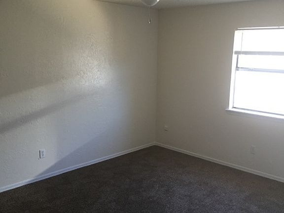 2nd image of 2111 NW Lindy Ave APT E8