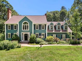 10 Bear Hill Rd, Windham, NH 03087