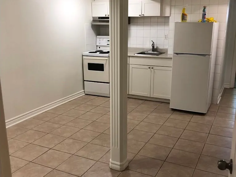 218 Altamira Rd #LOWER LEVEL — Photo 1
