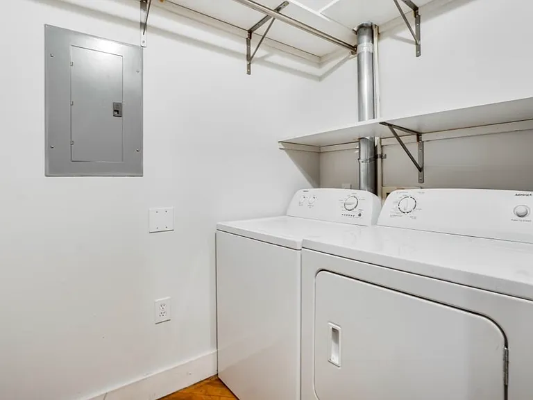 87 Peachtree St SW #506 — Photo 11