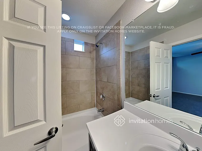 5535 Liverpool St — Photo 17