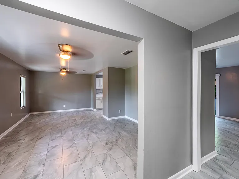 1532 Leestan Ct — Photo 17