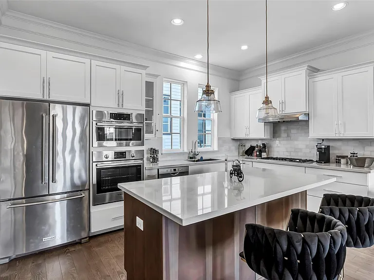 4128 Willowbend Blvd — Photo 10