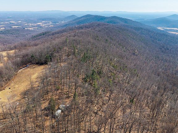 2nd image of 1376D Wyatt Mountain Rd