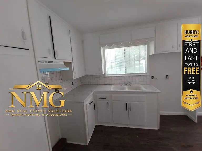 1069 Brookley St — Photo 7