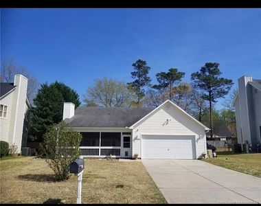 3005 Coachway Dr, Fayetteville, NC, 28306