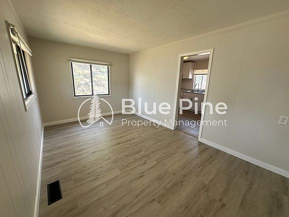2nd image of 1198 Boise Ave