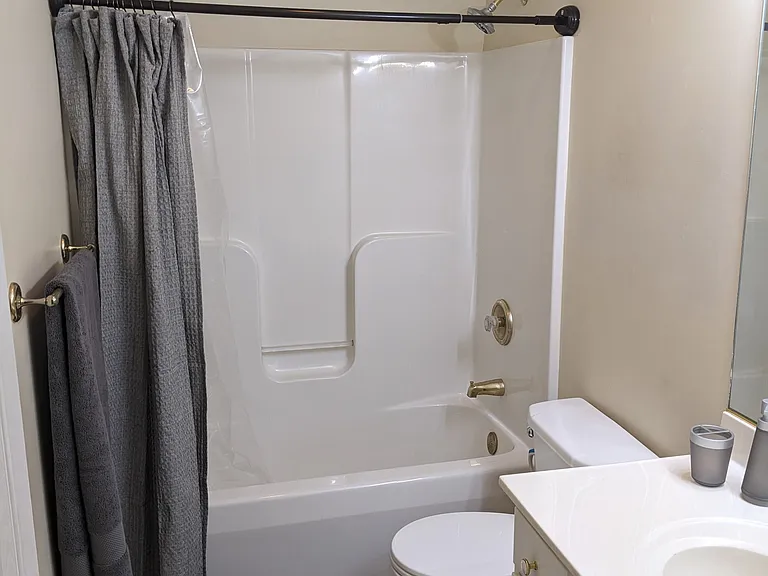 View of the shower.