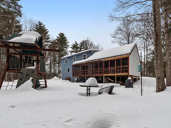 3rd image of 16 Dogtown Road