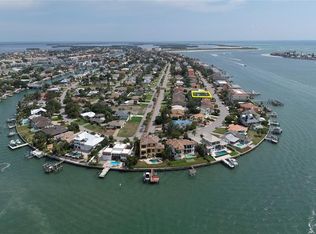 289 8th Ave N, Tierra Verde, FL 33715