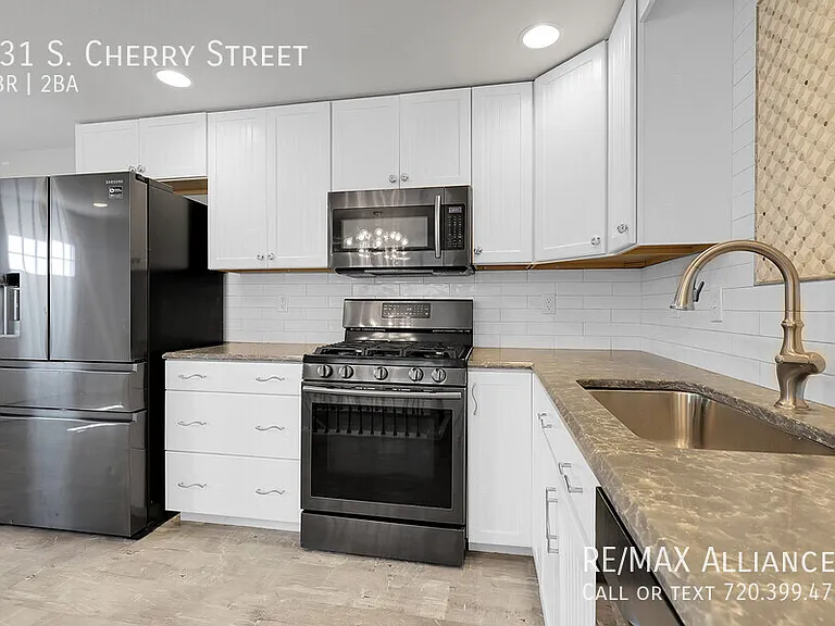 231 S Cherry St — Photo 9