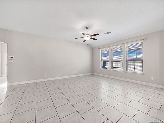 5th image of 3911 BRAZOS BEND