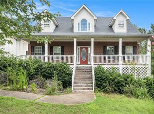 284 Valley Way, Hampton, GA 30228