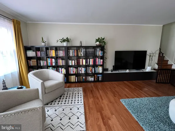 8107 Orville St, Alexandria, VA 22309