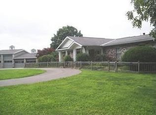 9926 Blue Jay Rd, Newark, OH 43056