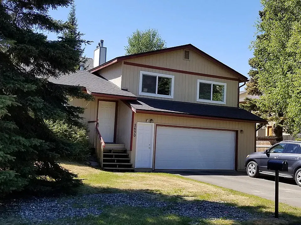 2630 Klamath Dr